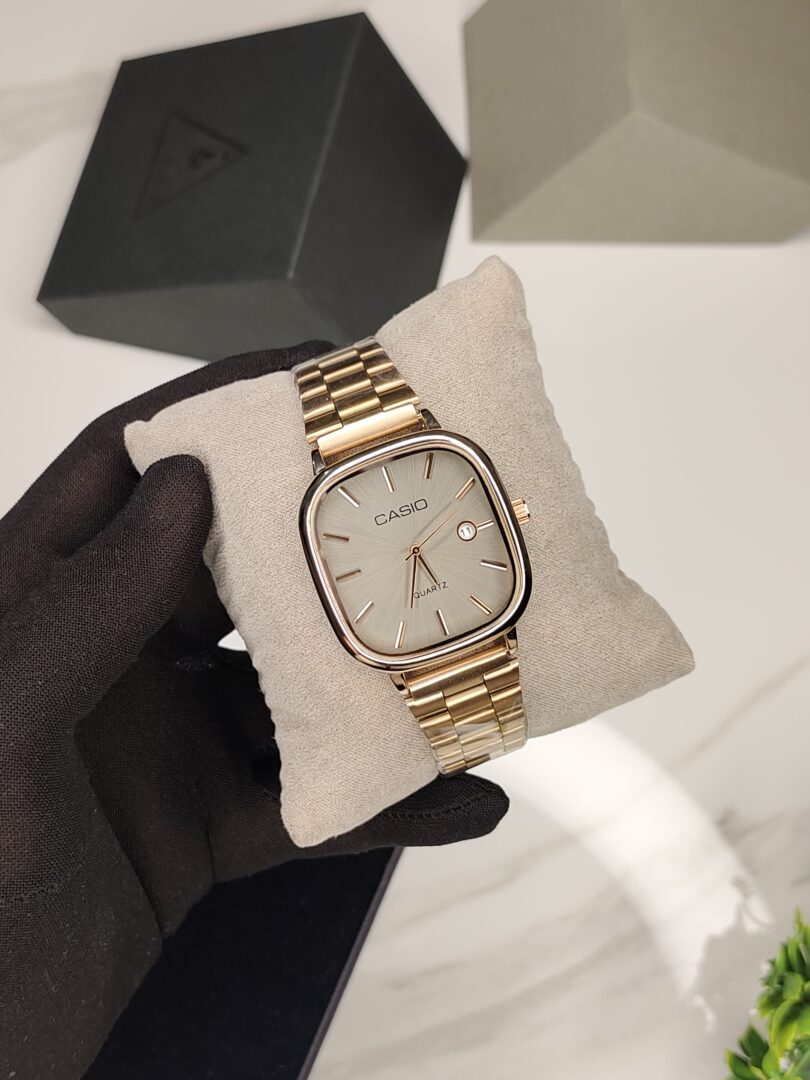 CASIO |  VINTAGE WATCH EDITION !